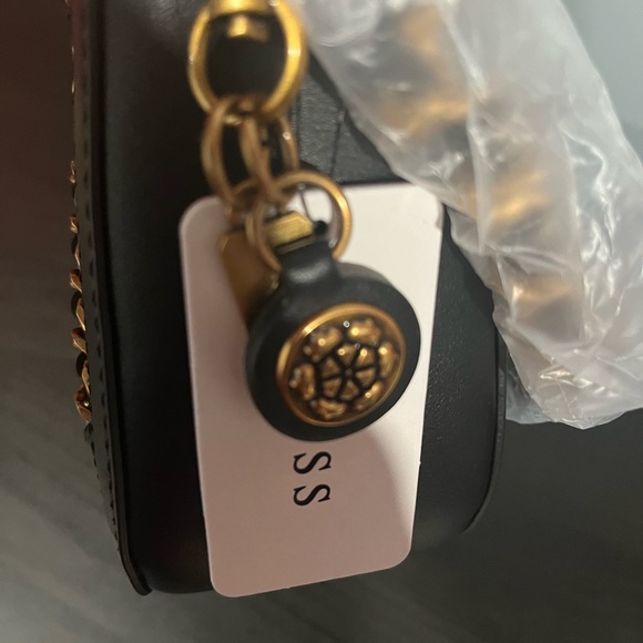 Guess Abey Flap Crossbody Bag - Picture 6 of 7